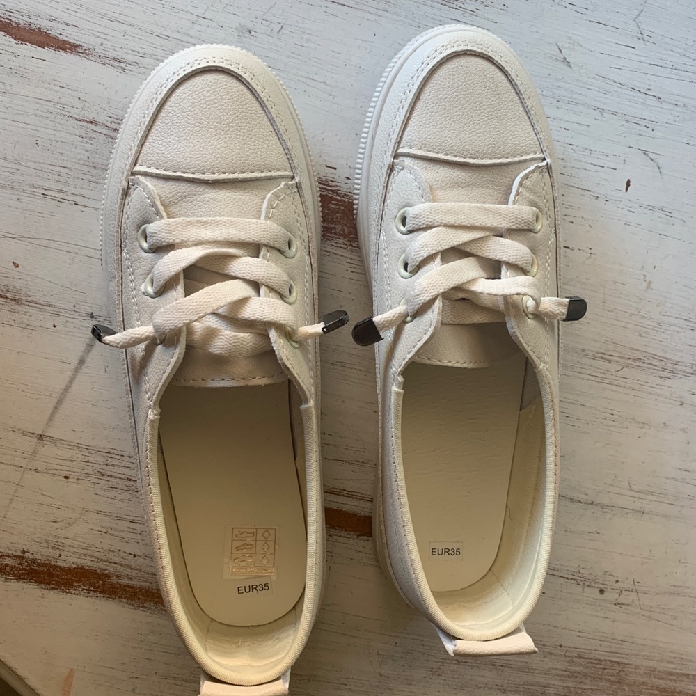 I ordered a size too small :( - Picture 3 of 7